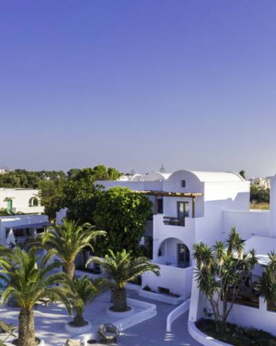 Santorini - Hotel Strogili 4*